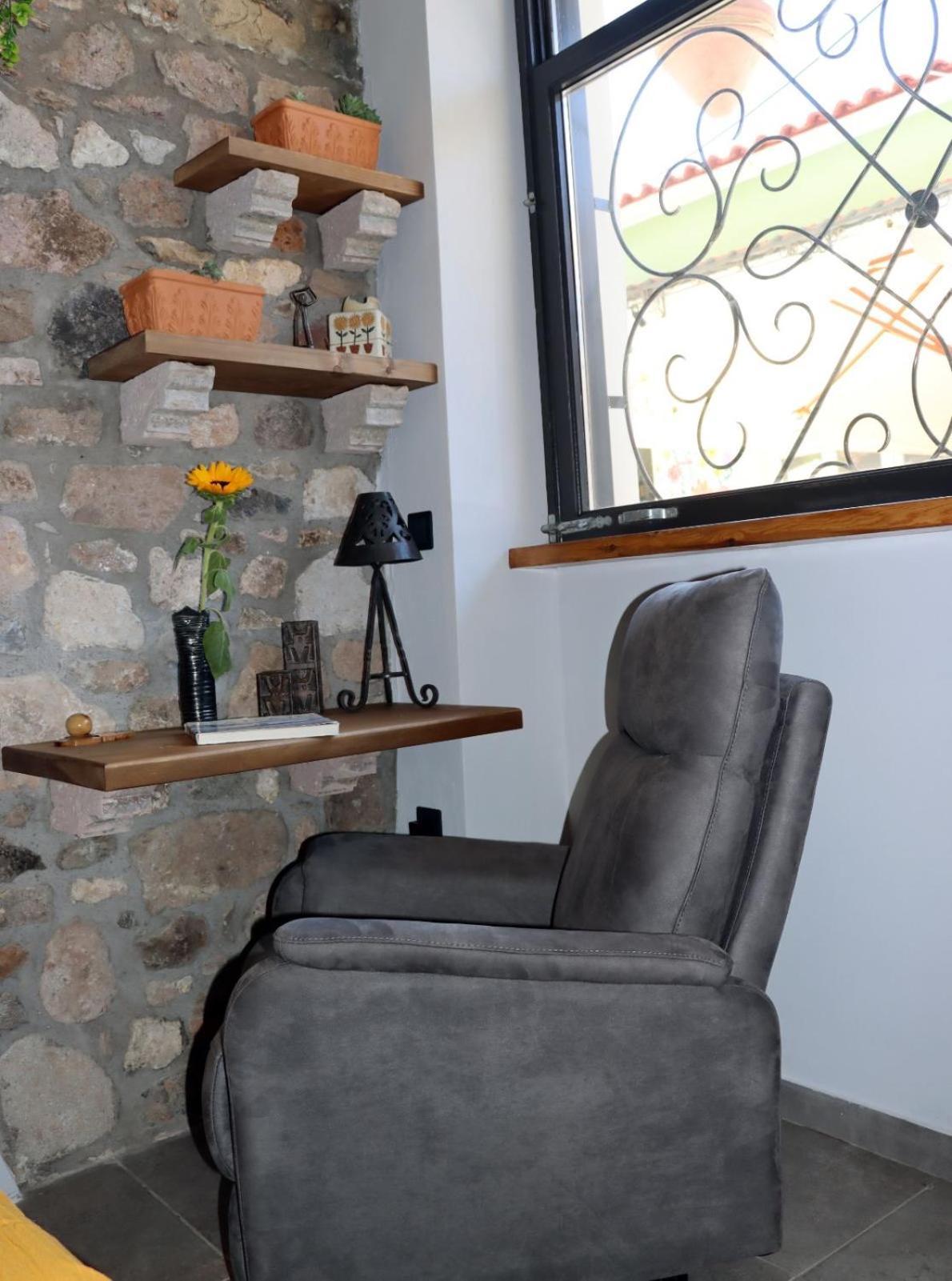 Appartement Mine à Mytilíni Extérieur photo